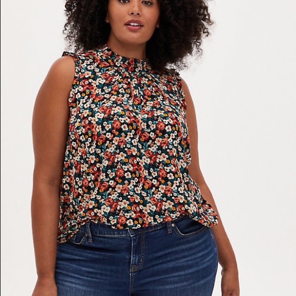 Black ditsy floral twill ruffle mock neck tank